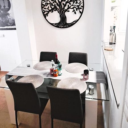 Apartament Julia De Lux 托雷维耶哈 外观 照片