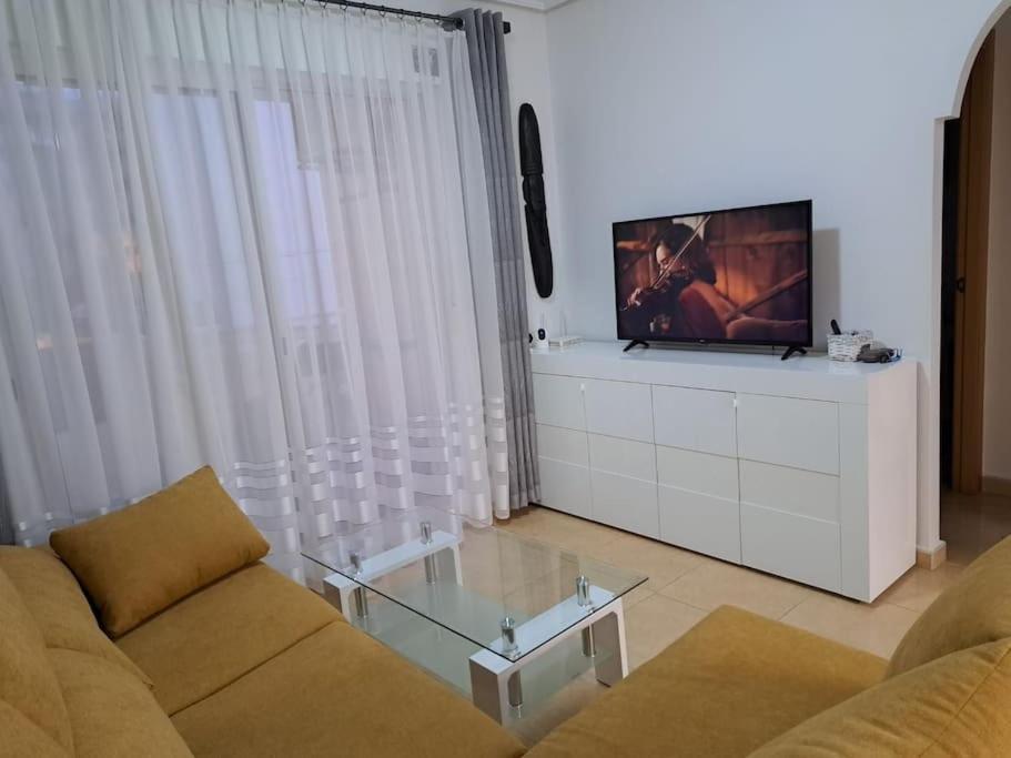 Apartament Julia De Lux 托雷维耶哈 外观 照片